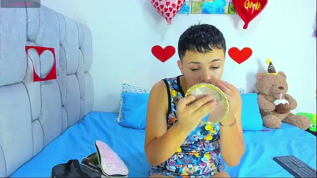 christopher Hot online show from February 12, 9:03 pm