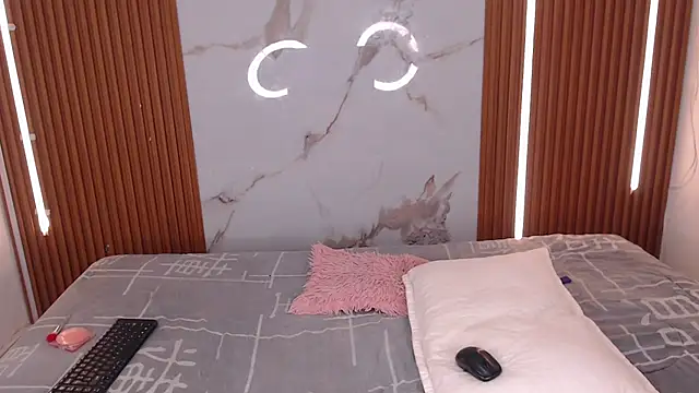 Snapshot of brithanny_03 chatting on December 14, 8:14 pm brithanny 03 online show from December 14, 8:14 pm