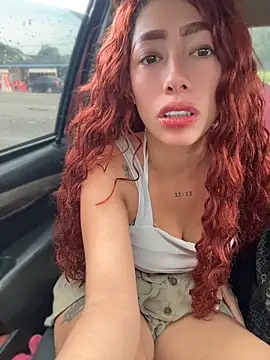 Snapshot of roxyrougee chatting on June 15, 1:00 pm roxyrougee online show from June 15, 1:00 pm