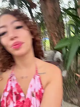 roxyrougee online show from February 12, 12:16 pm