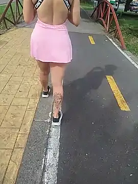 roxyrougee online show from October 29, 7:46 pm