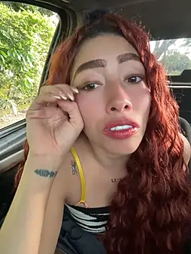 Snapshot of roxyrougee chatting on June 13, 12:03 pm roxyrougee online show from June 13, 12:03 pm