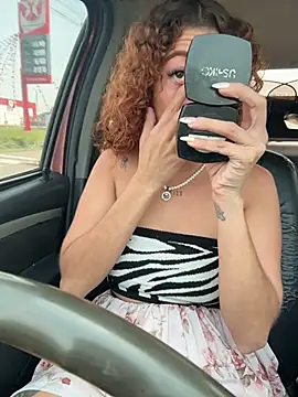 roxyrougee online show from February 25, 2:50 pm