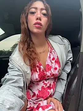 roxyrougee online show from March 11, 11:48 am