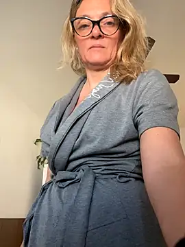 na1801 online show from November 9, 1:15 pm