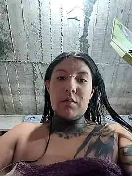 missashlyrosette online show from February 10, 8:30 pm