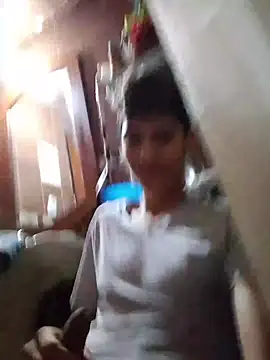 aispuro8505 online show from April 8, 5:36 pm