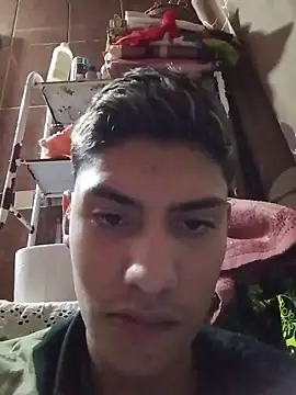 aispuro8505 online show from February 23, 7:53 am