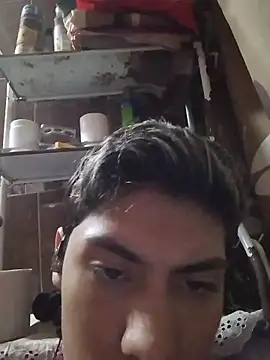 aispuro8505 online show from April 22, 5:53 pm