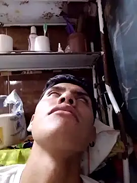 aispuro8505 online show from November 3, 7:02 am