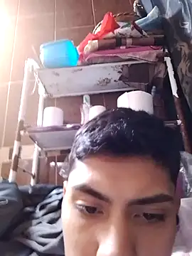 aispuro8505 online show from November 12, 5:50 pm