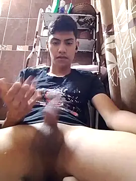 aispuro8505 online show from September 29, 7:30 pm