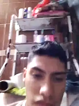 aispuro8505 online show from November 5, 8:06 am