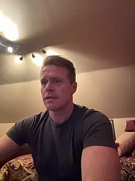 DILFiGuess11 online show from February 9, 1:47 am