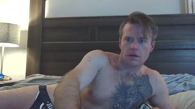 DILFiGuess11 online show from March 22, 10:17 am