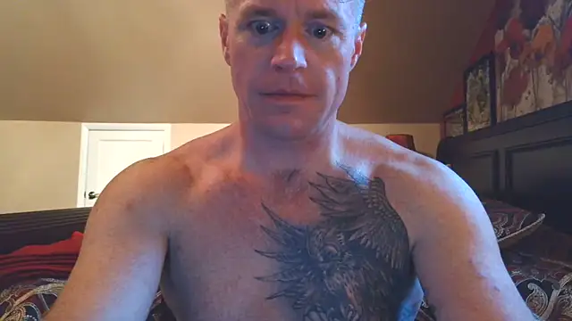 Snapshot of DILFiGuess11 chatting on June 18, 11:15 am DILFiGuess11 online show from June 18, 11:15 am