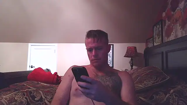 DILFiGuess11 online show from June 1, 12:44 am