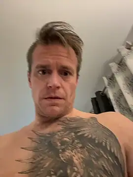 DILFiGuess11 online show from January 10, 3:13 am