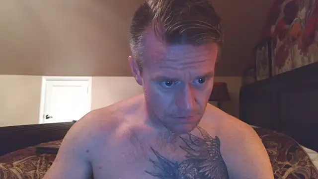 DILFiGuess11 online show from April 16, 2:56 am