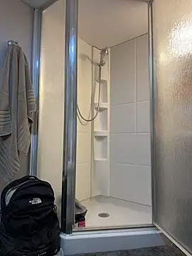 DILFiGuess11 online show from March 1, 4:34 am