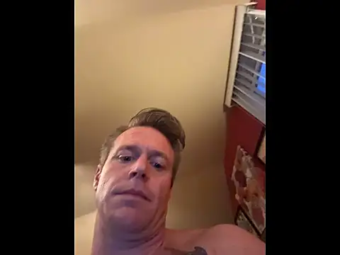 DILFiGuess11 online show from May 10, 9:35 am