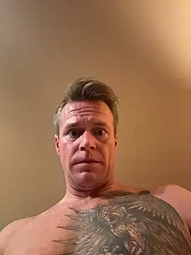 DILFiGuess11 online show from November 24, 4:23 am