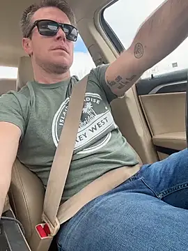 DILFiGuess11 online show from February 24, 4:30 pm