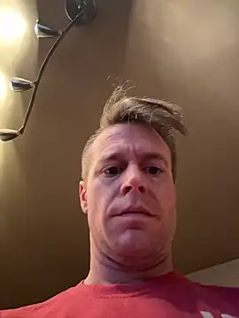 DILFiGuess11 online show from March 7, 10:26 pm