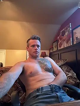 DILFiGuess11 online show from April 23, 2:51 pm