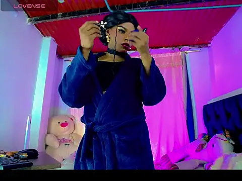 TheBlackwidows online show from November 23, 4:39 pm