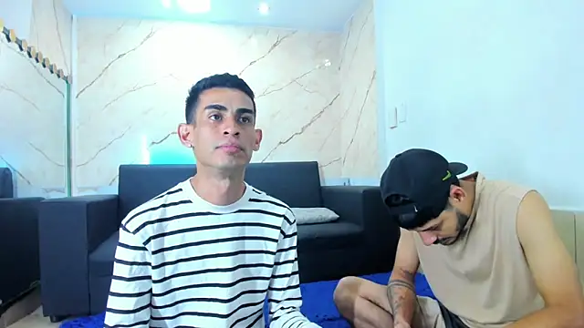 Golldens Dreamss online show from September 13, 4:01 am