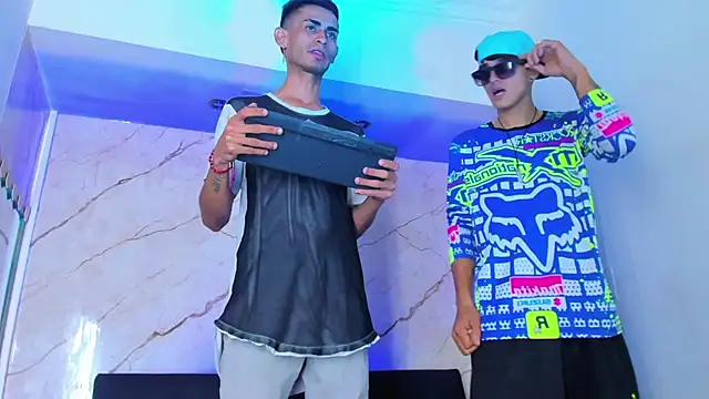 Golldens Dreamss online show from November 10, 12:21 pm