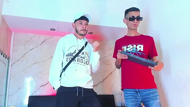 Golldens Dreamss online show from October 11, 7:59 pm