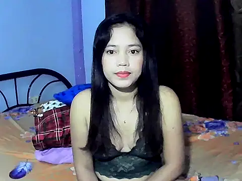 Snapshot of xmaldita18 chatting on December 5, 5:55 pm xmaldita18 online show from December 5, 5:55 pm