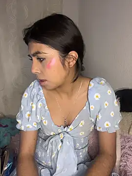 DianeSuns  online show from February 22, 4:15 am