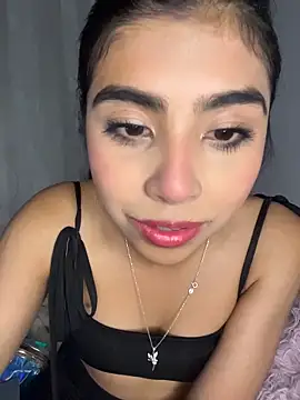 DianeSuns  online show from February 26, 4:12 am