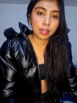 DianeSuns  online show from October 16, 1:03 am