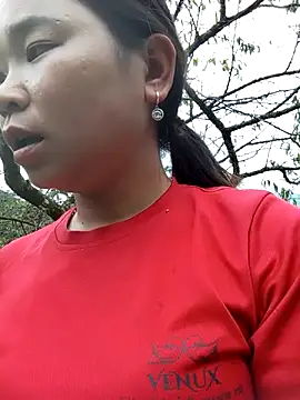 may-squirl online show from October 22, 2:22 am