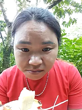 may-squirl online show from September 25, 3:23 am