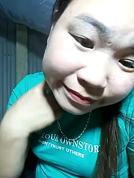 may-squirl online show from November 7, 2:32 pm