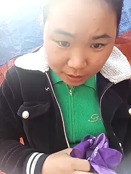 may-squirl online show from October 30, 2:32 am