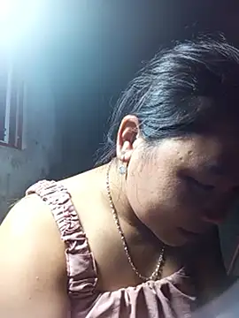 may-squirl online show from October 26, 12:38 pm