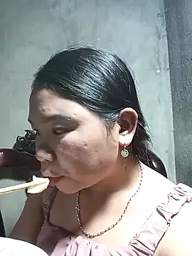 may-squirl online show from October 16, 1:08 pm