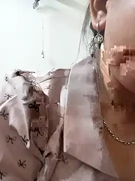 may-squirl online show from September 21, 1:16 pm