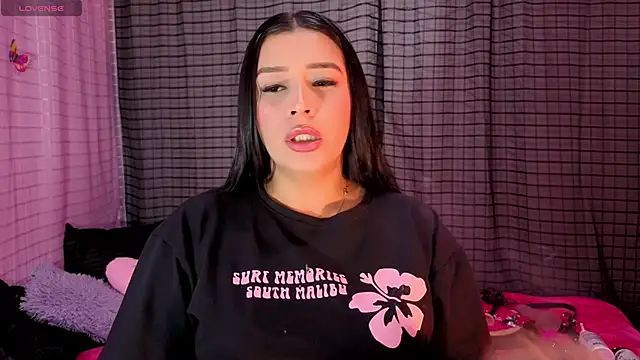 Kayleemorales online show from September 9, 6:39 pm