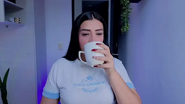 Snapshot of Kayleemorales chatting on May 12, 11:38 am Kayleemorales online show from May 12, 11:38 am
