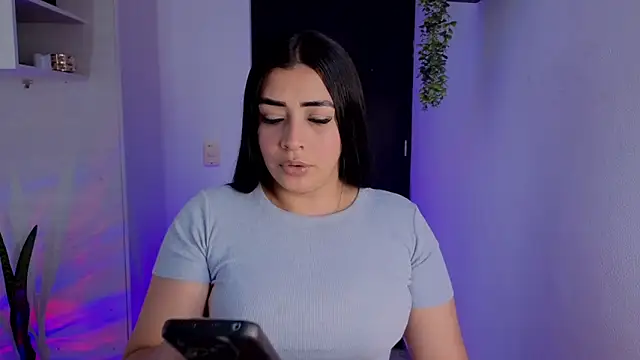 Snapshot of Kayleemorales chatting on May 13, 5:42 pm Kayleemorales online show from May 13, 5:42 pm