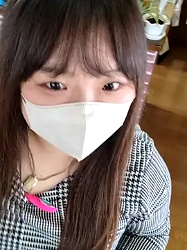 AYA dayo online show from February 24, 1:39 am