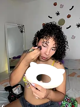 ViolettaMiller  online show from October 17, 1:13 pm