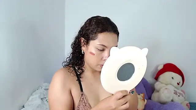 ViolettaMiller  online show from February 12, 1:11 pm